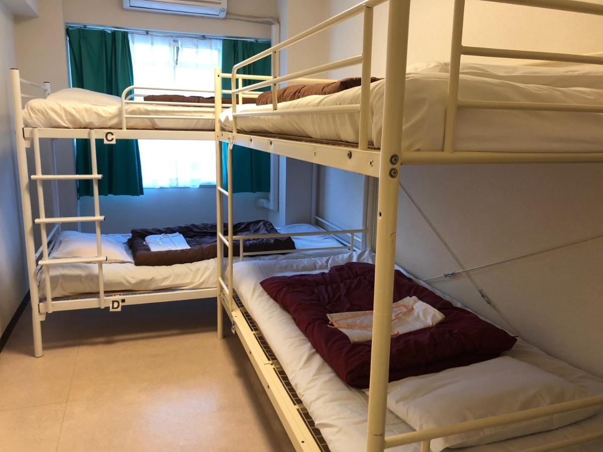 Guesthouse Shiawase Eki Фукуока Экстерьер фото